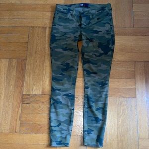 Gap Camo Jeggings